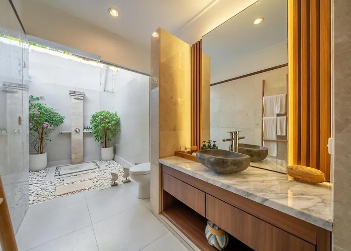 Villa Cemara Spacious 4br Retreat Seminyak