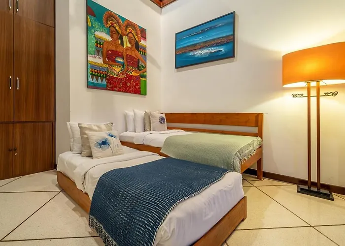 Cemara Spacious 4br Retreat Villa Seminyak