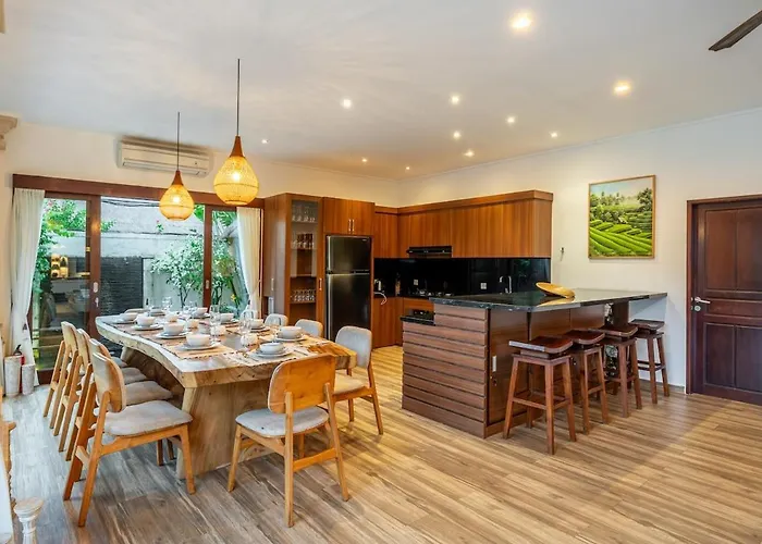 Villa Cemara Spacious 4br Retreat