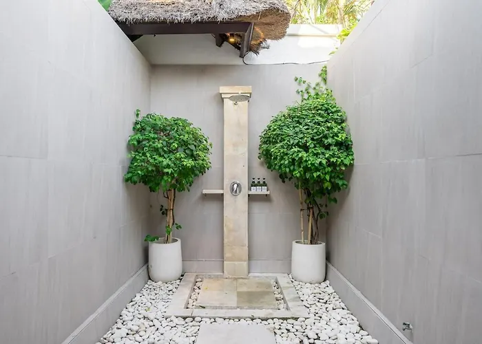 Cemara Spacious 4br Retreat Seminyak